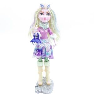 EVER After High Epic Winter Crystal Winter Doll Mattel